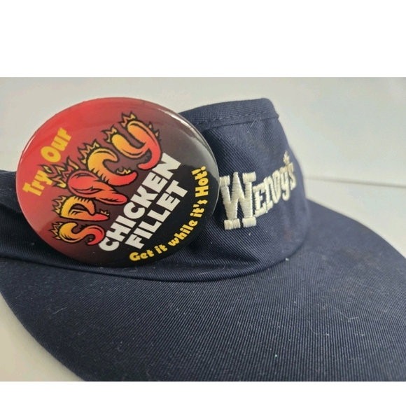 Wendy’s Visor and Pinback Fast Food Advertising 90s Vintage Canadian - Picture 4 of 4